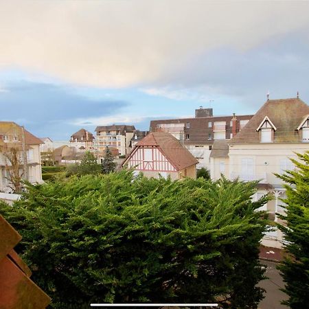 Joli Studio ☆ 100M De La Mer Et Du Centre Ville ☆ Cabourg Kültér fotó